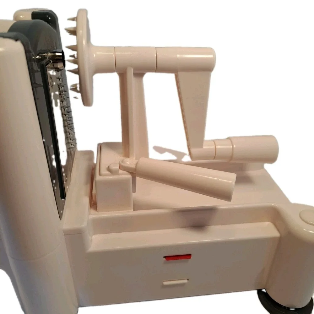 Spiralizer - A manual food slicer designed for slicing vegetables Unbranded